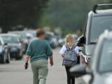 Jak rozmawiać z dziećmi o atakach na szkoły i fali dezinformacji?