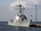 USS Paul Ignatius w Porcie Gdynia: Nowoczesny niszczyciel na wodach Europy
