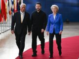 Zełenski walczy o wsparcie UE: Ukraina potrzebuje obrony