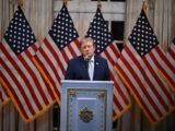Trump Rozważa Użycie MOAB: Kluczowy Moment w Konflikcie z Iranem