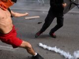 Starcia na ulicach Mediolanu: Protesty przeciwko kosztom życia przybierają na sile
